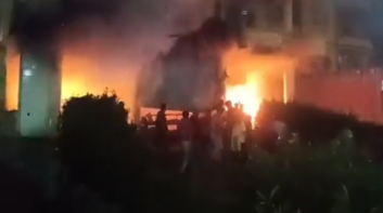 نفوق كتاكيت في حريق نشب داخل مزرعة دواجن بقرية بالفيوم